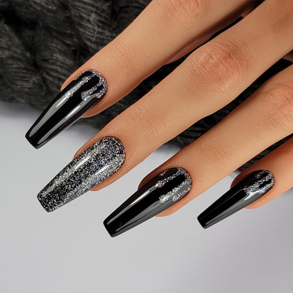 https://www.magneticnaildesign.com/media/wysiwyg/shop/Inspiratie/104031HolograficCatEyeTopGel/Angelique_Abbas.jpg