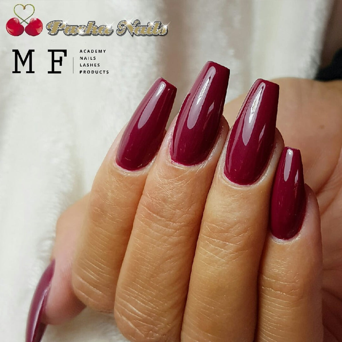 https://www.magneticnaildesign.com/media/wysiwyg/shop/Inspiratie/103008Bordeaux/Cerisa_Klein_edit.jpg