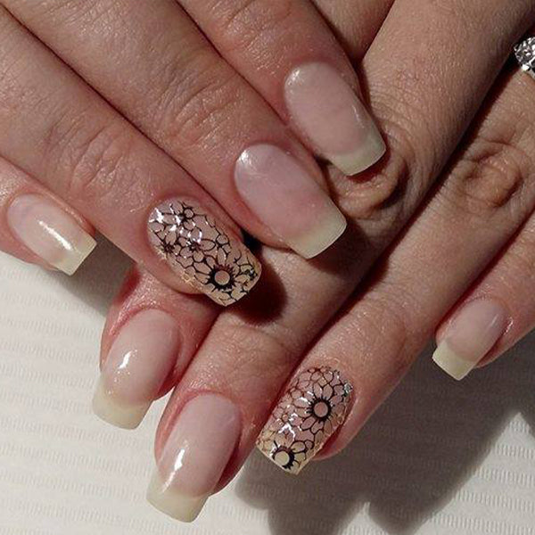 https://www.magneticnaildesign.com/media/wysiwyg/shop/Inspiratie/104300NaturalLook/Elena_Galazyuk_2_edit.jpg