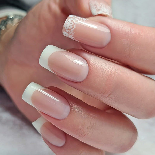 https://www.magneticnaildesign.com/media/wysiwyg/shop/Inspiratie/104202PowerGelExtender/Elena_Galazyuk_edit.jpg