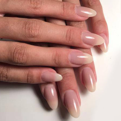https://www.magneticnaildesign.com/media/wysiwyg/shop/Inspiratie/104300NaturalLook/Ingeborg_Mensonides_2_edit.jpg