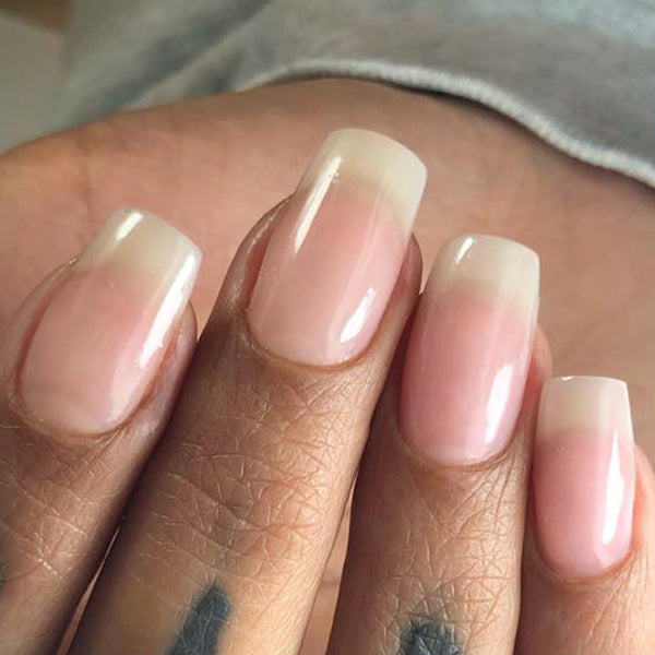 https://www.magneticnaildesign.com/media/wysiwyg/shop/Inspiratie/104300NaturalLook/Mirjam_Zwart_edit.jpg