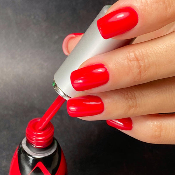 https://www.magneticnaildesign.com/media/wysiwyg/shop/Inspiratie/103535MeysChoice2022/Nail_Academy_Nicolle_edit.jpg